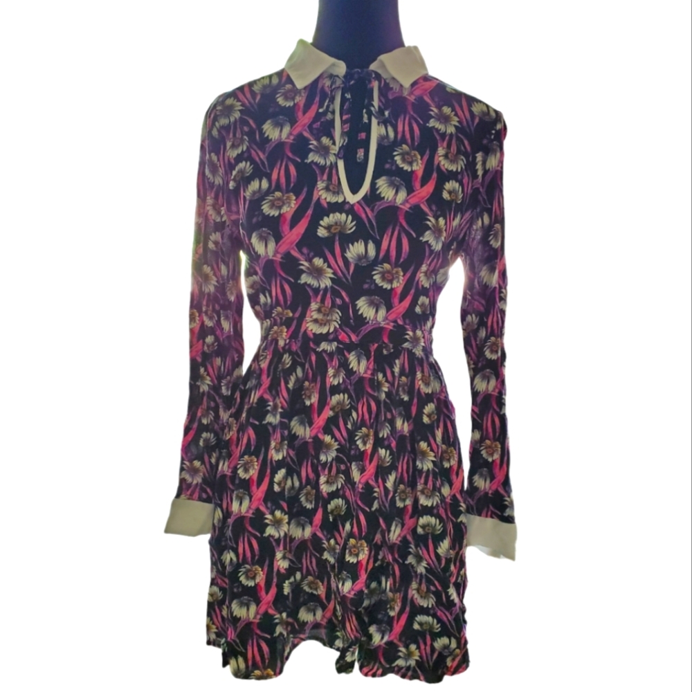 Forever 21 vintage 60s style floral daisy collared mini dress sz S
